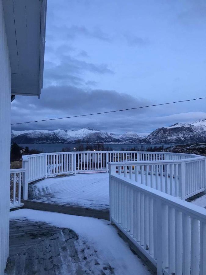 Senja Living Aparthotel Stonglandseidet Eksteriør bilde