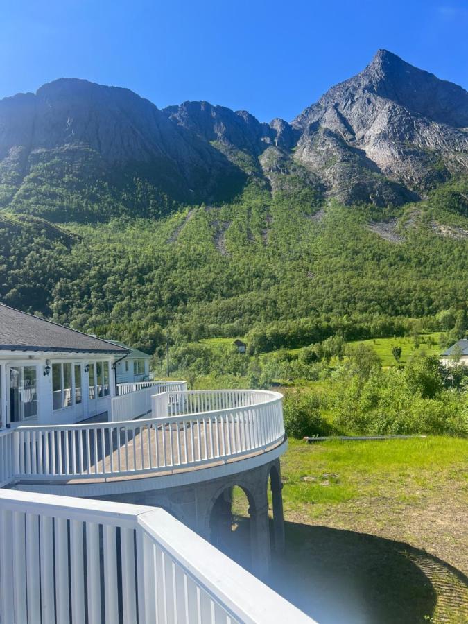 Senja Living Aparthotel Stonglandseidet Eksteriør bilde