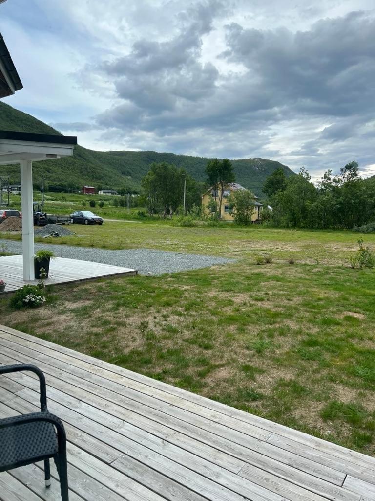 Senja Living Aparthotel Stonglandseidet Eksteriør bilde